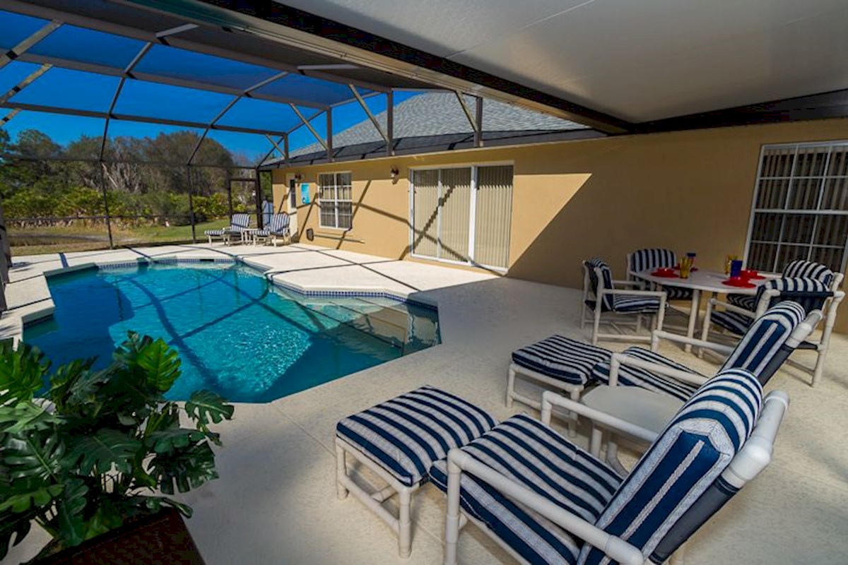 Sunridge Woods 3 Bedroom 2 Bath Florida Villa