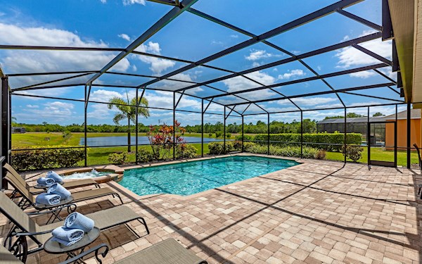 Pool Deck - Lake View