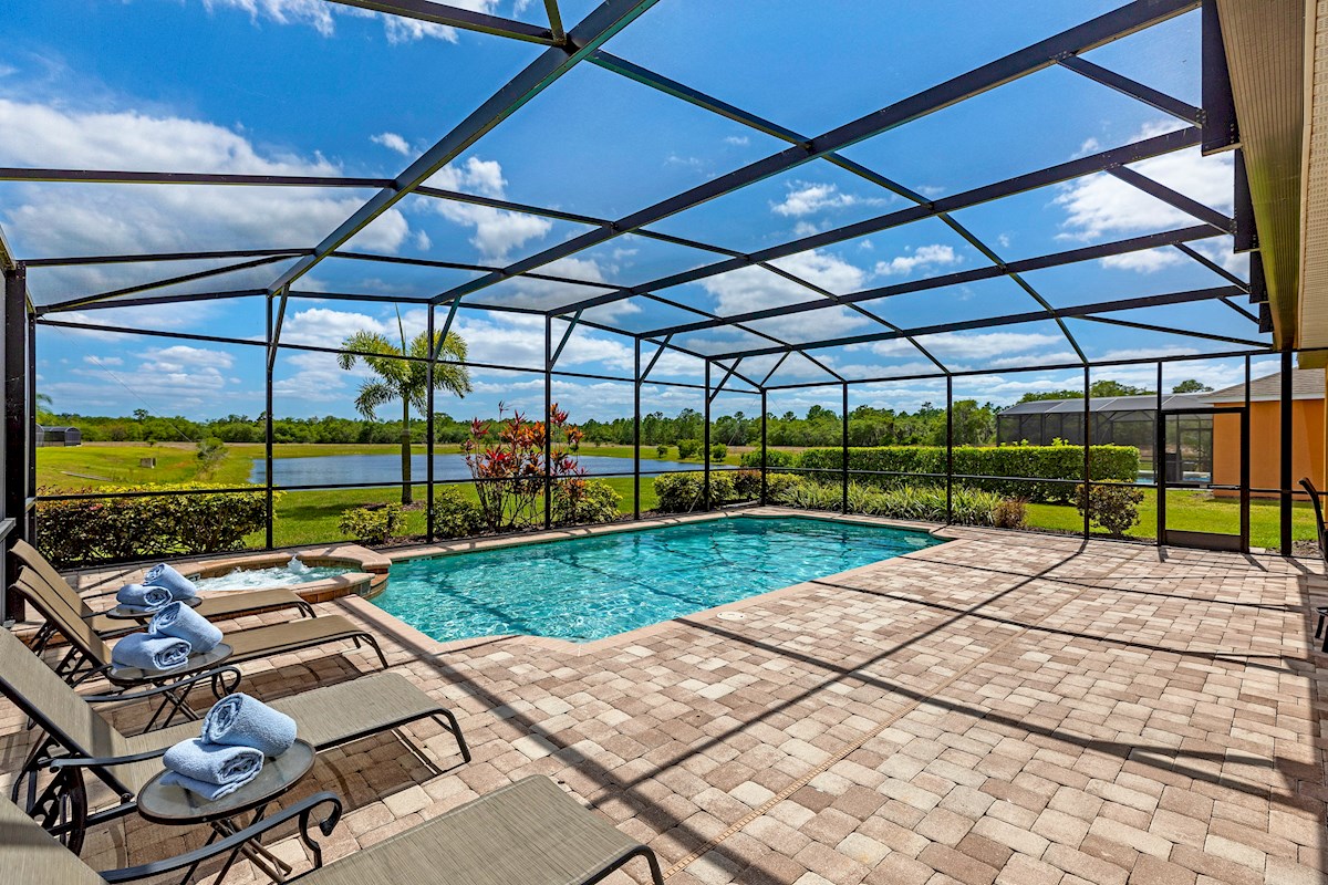 Pool Deck - Lake View