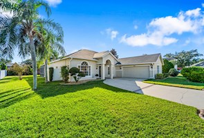 Sun-soaked South-Facing villa with complete privacy