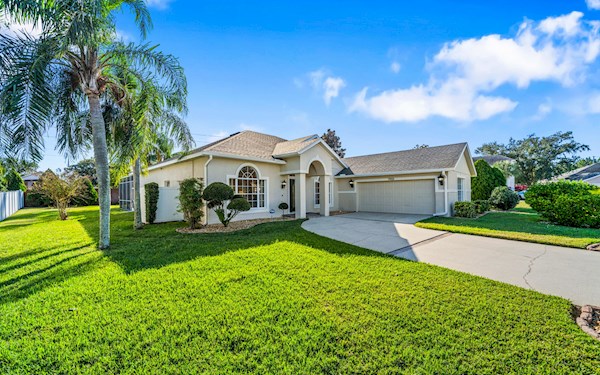 Sun-soaked South-Facing villa with complete privacy