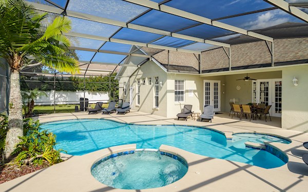 Covered Lanai & Pool Deck