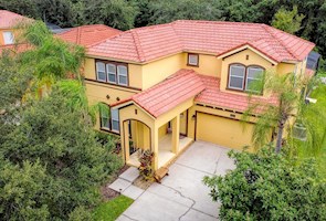 4 Bed 4 Bath (all en-suites) Villa on Bella Vida Resort